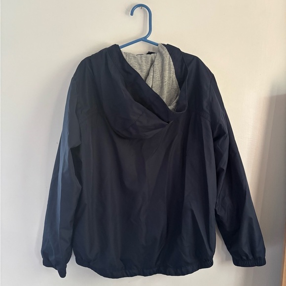 GAP KIDS | water repellent/ windbreaker | size 8-9 regular Smoke free - Picture 2 of 4